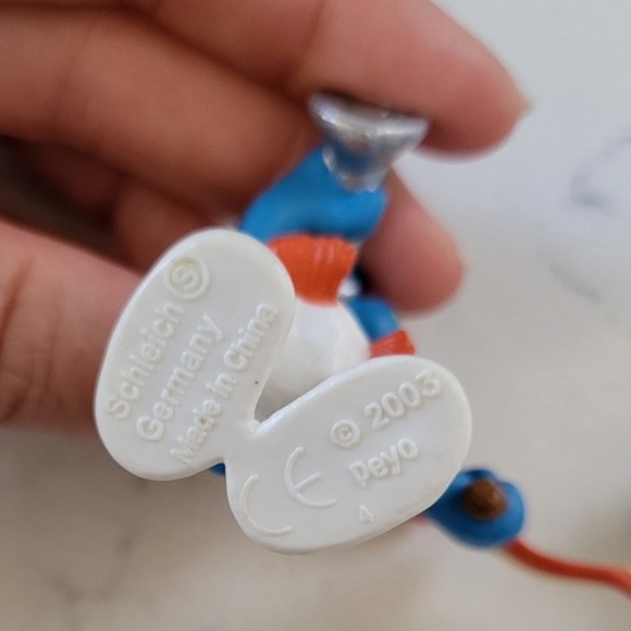 Set of Three (3) Vintage Smurf Figurines - Picture 5 of 11